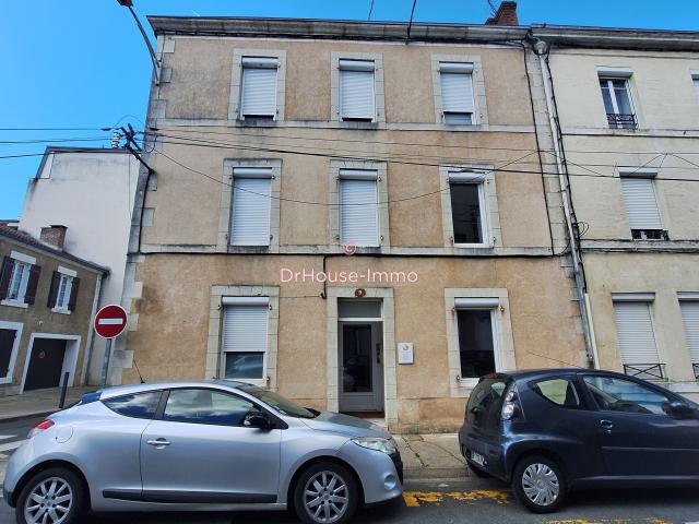 RARE à Périgueux: T3 Rez de Chaussée avec Cour Privée Centre Ville à pied !