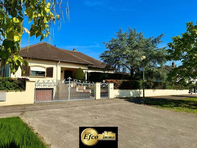 Rare à Pfastatt, maison de plain pied, Île de France, 7 pièc