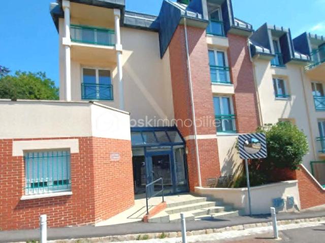 RARE À ROUEN SAINT GERVAIS – Studio clé en main avec parking, gardien et vue panoramique !