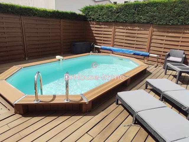 Rare à Roissy ! Lumineux F4 de 82m² avec Jardin Privé de 500m² et Piscine !
