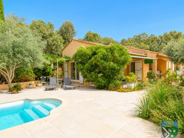 RARE A VALCROS VILLA T 4 DE PLAIN PIED AVEC JARDIN PISCINE