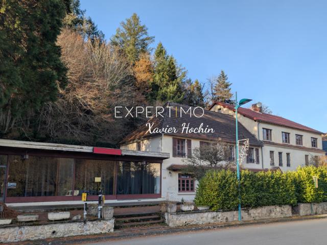 Rare ! Ancien Hôtel Restaurant de 960m2 Bord de Sioule