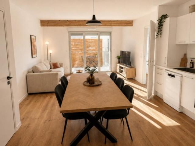 RARE * APPARTEMENT LUMINEUX AVEC TERRASSE