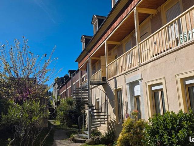 Rare appartement T3 en triplex avec terrasse 54m²