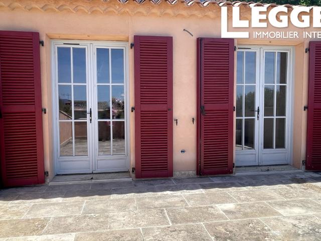 RARE! Appartement 2P à créer selon vos envies avec terrasse panoramique plein sud au coeur du village