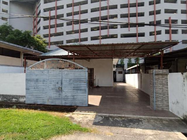 RARE BUNGALOW IN SETAPAKSingle Storey Bungalow Ayer Panas Setapak