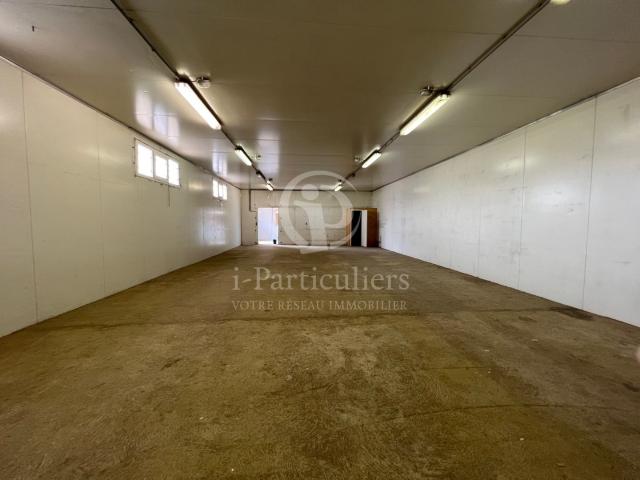 Rare Batiment Commercial Et Professionnel 270m² Mâcon