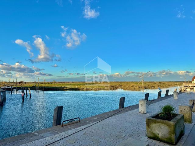 RARE BEL APPARTEMENT PLEIN CENTRE MORNAC SUR SEUDRE