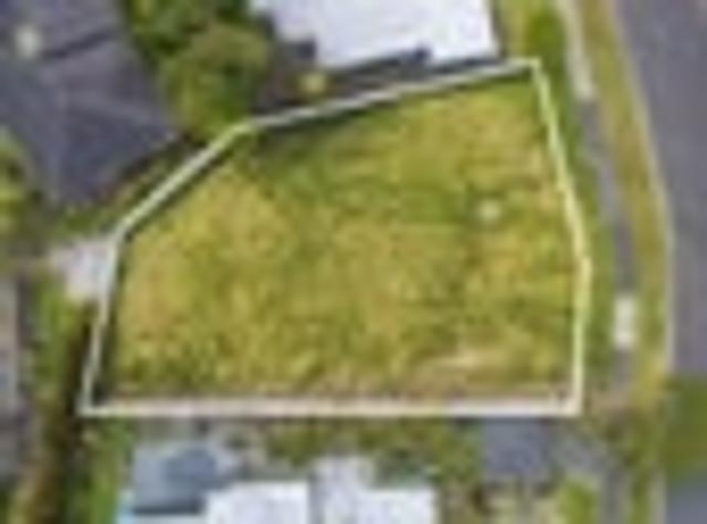 Rare Coastal Section on Hawaiian Parade