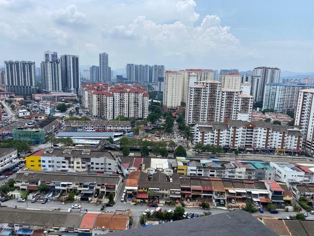 Rare Corner Lot Setapak Ria Condominium Spacious 1300sqft Freehold
