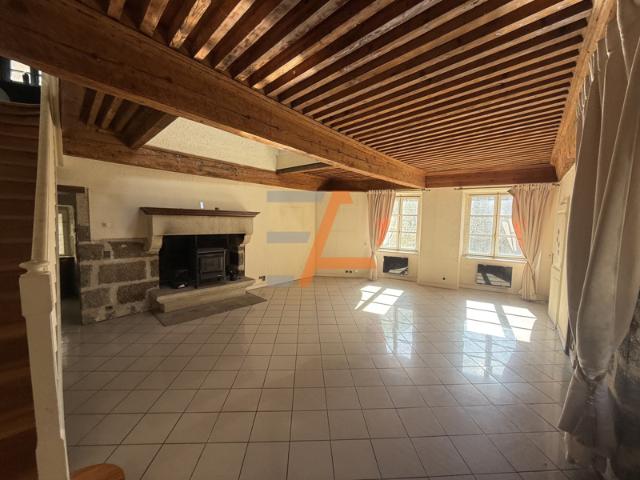 RARE Duplex avec terrasse au coeur du quartier historique d