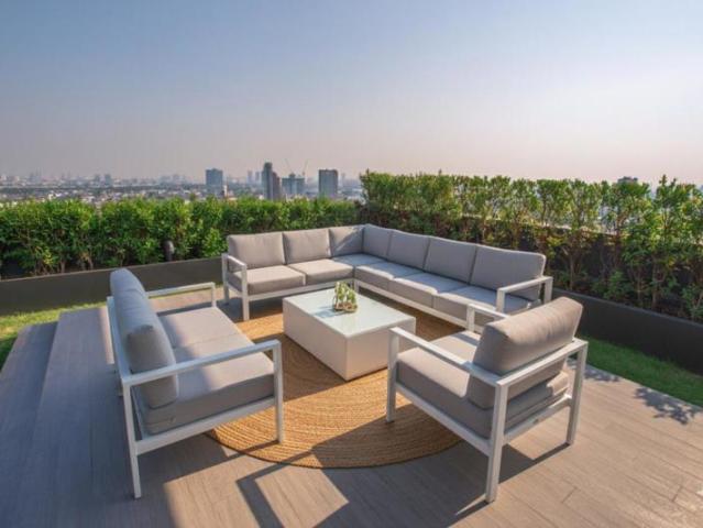 RARE Dernier Étage, Grand T5 avec BALCON + PARKINGS, PROCHE METROS 9 ET 15