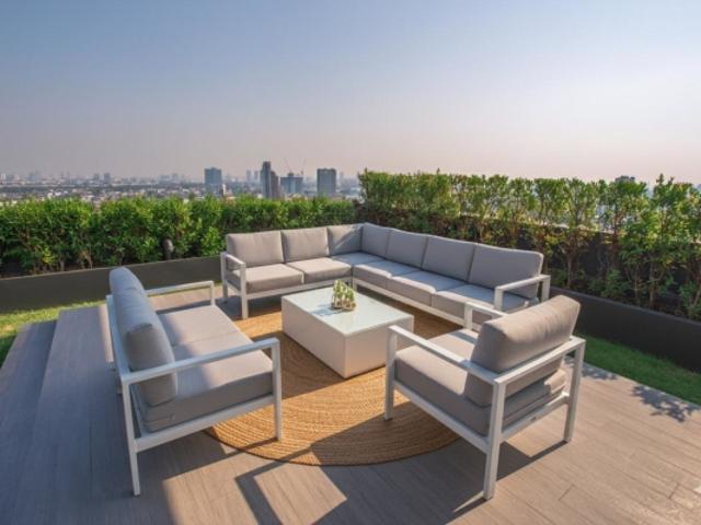 RARE Dernier Étage, Grand T5 avec BALCON + PARKINGS, PROCHE METROS 9 ET 15