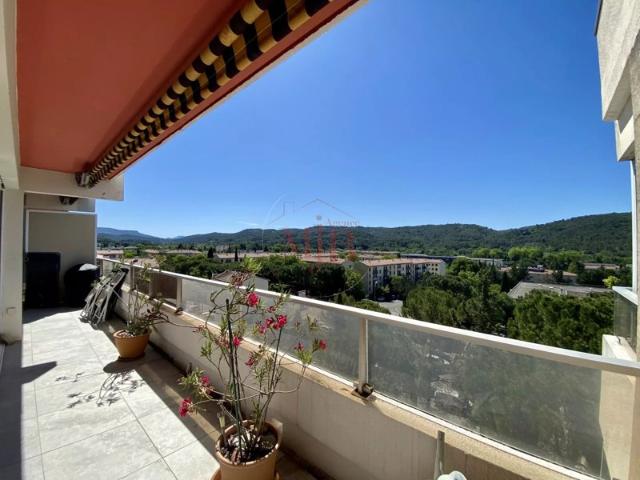 RARE DERNIER ETAGE VUE PANORAMIQUE