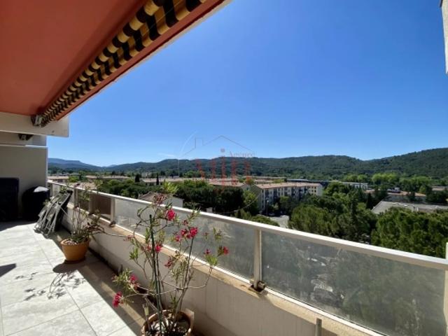 RARE DERNIER ETAGE VUE PANORAMIQUE