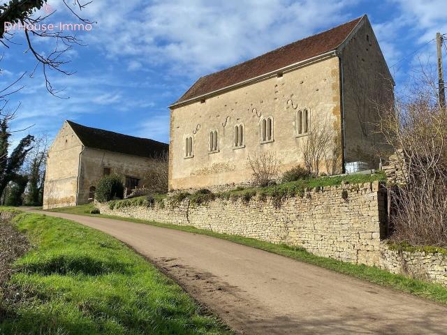 Rare ensemble à fort potentiel Vue dominante 93m² Saint Aubin des Chaumes