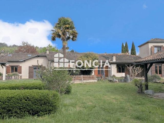 Rare: Ensemble immobilier sur 5600 m² – Idéal gîtes ou chambres d’hôtes