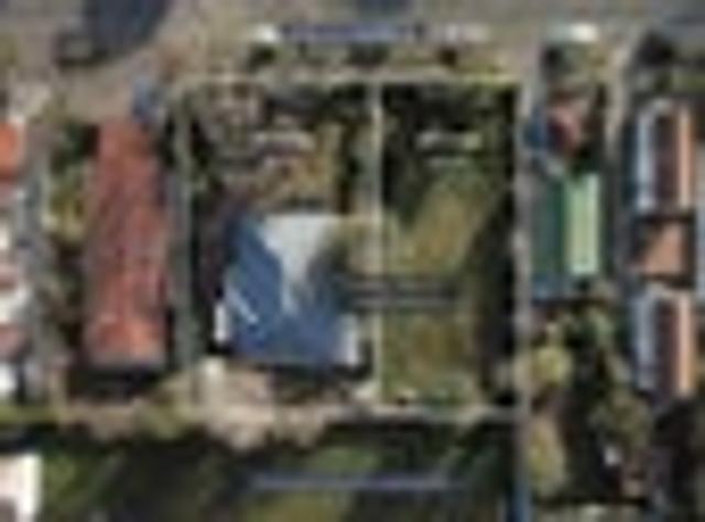 Rare Four Avenues Scale — 1,451m² HRZ