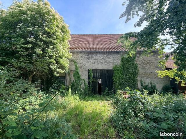 RARE Grange a amenager Secteur frontalier