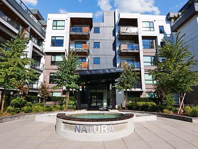 Rare & Lovely Corner Unit Condo!