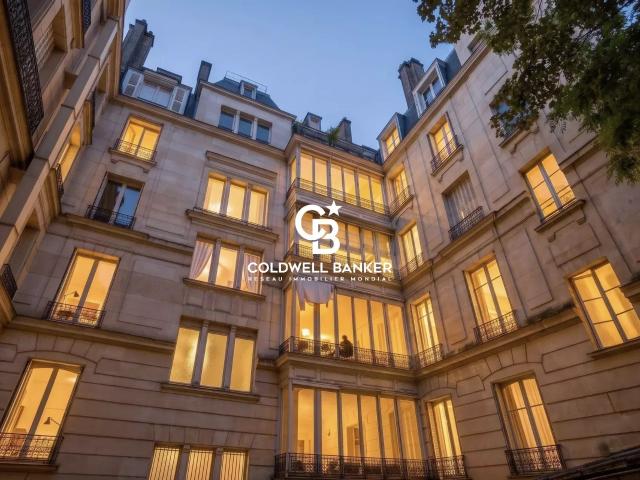 Rare — Paris 8ᵉ | À Quelques Pas De L’Avenue Des Champs Élys. 404m² Paris 8ème