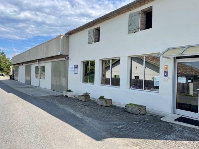 Rare: Propriété arboricole de Pruneaux d'Agen