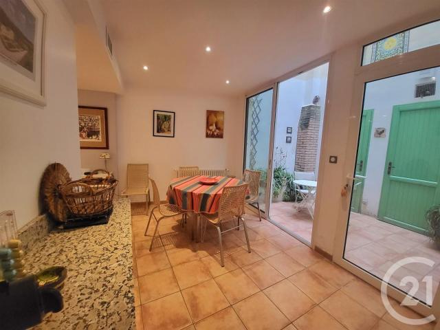 RARE SUR LE MARCHE Dans le centre historique de Céret, à pr. 103m² Céret