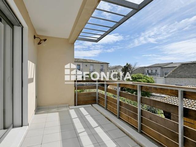 Rare sur le marche dernier etage avec terrasse