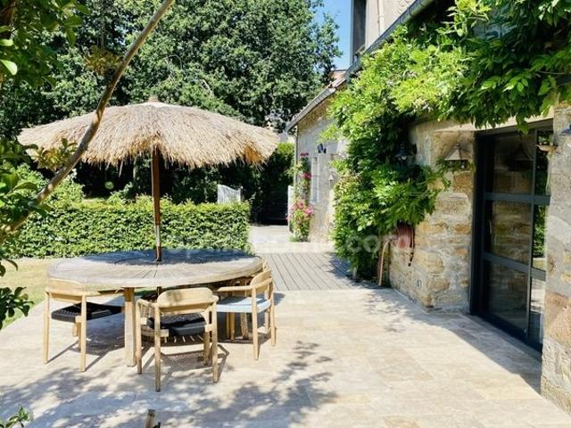 Rare sur le marché ! Magnifique longère rénovée ! 260m² Gestel