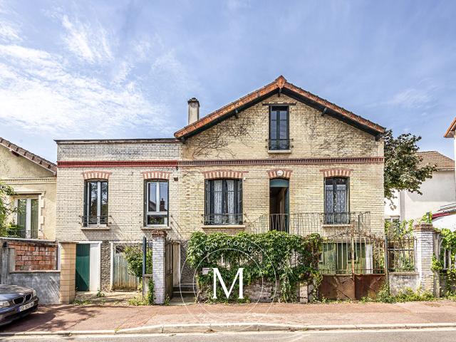 Rare sur le secteur Maison centre ville d'Antony, fort potentiel d'agrandissement
