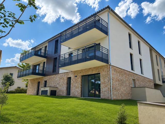 RARE T3 NEUF AVEC TERRASSE, GRAND JARDIN PRIVATIF ET GARAGE DANS RESIDENCE DE STANDING