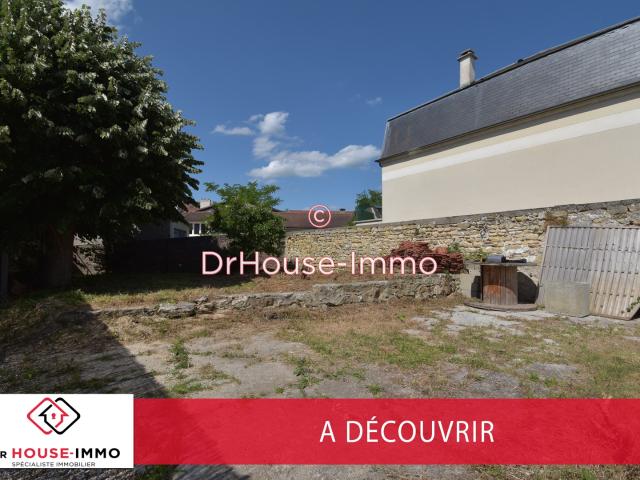 RARE TERRAIN 220m2 constructible, viabilisé et sans vis à vis