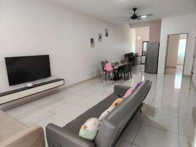 Rare Unit Austin Crest Ruby Good Condition Double Storey House