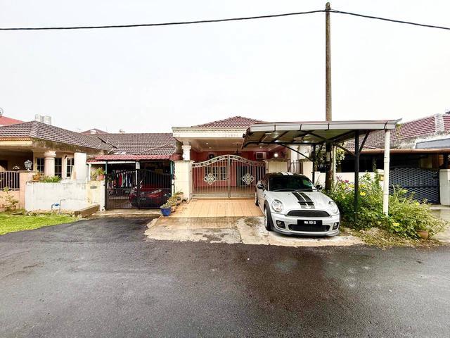 RARE UNITRumah cantik selesa ready to move in kawasan strategik