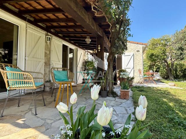 RARE VILLA à vendre à Nice 5 pièces 107m2