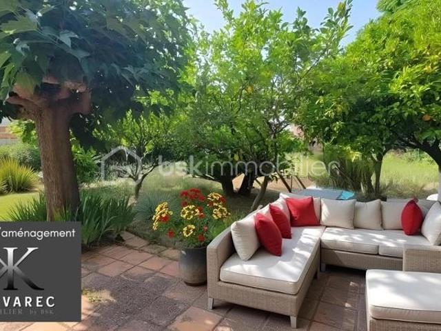 RARE! Villa années 30 de 110m2 plus garage en plein centre ville