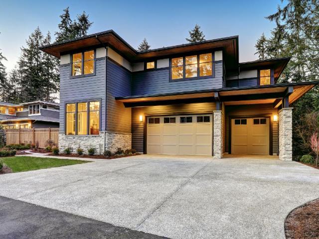 RARE VILLA de LUXE avec TERRASSE + JARDIN + GARAGES Proche commodités