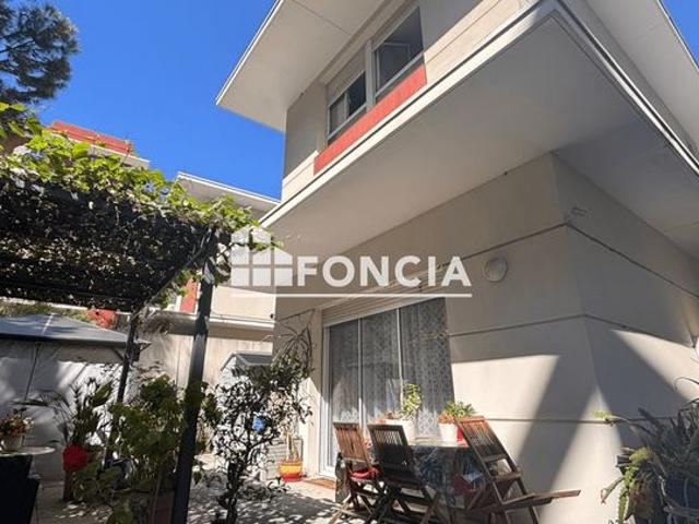 RARE: Villa de standing F5 à Port Marianne avec jardin et 2 garages