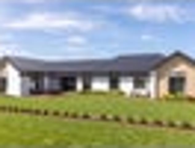 Rare 1200m² Site with Luxury Family Living