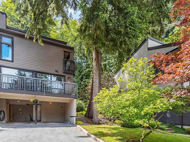 Rarely Available Townhouse!