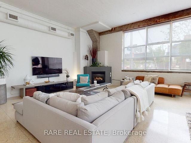 ⚡rarely Offered One Bedroom Condo At The Century Lofts!
