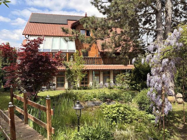 Rarität: Großes Haus mit Pool und Sauna in Schulzendorf