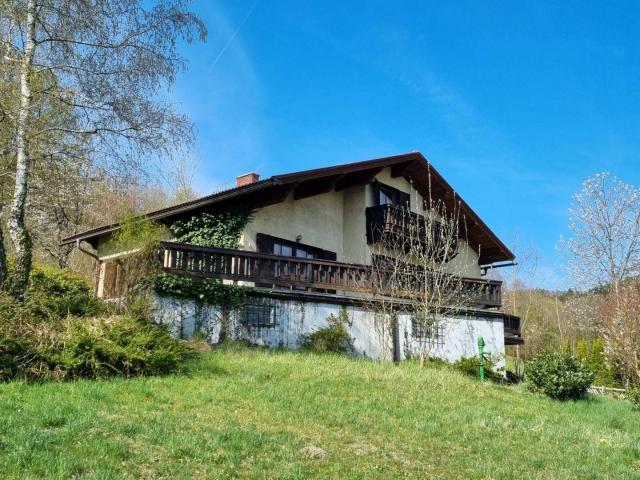 RARITÄT IDYLLE PUR! LANDHAUS MIT AUSBLICK IN SONNIGER RUHELAGE