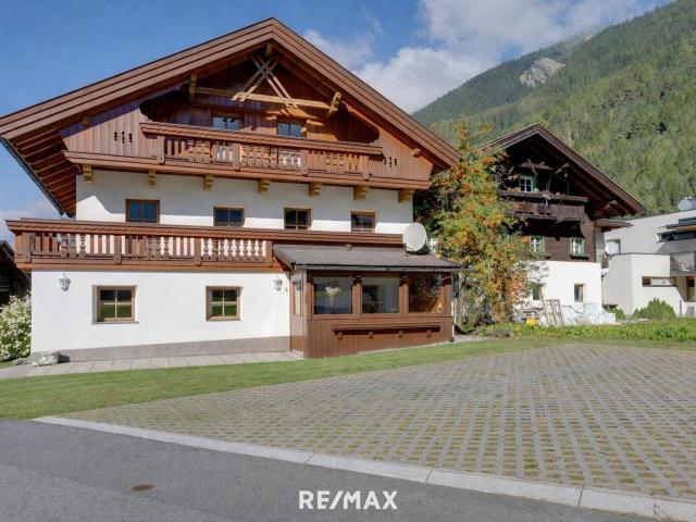 Rarität im Ötztal: Historisches Haus mit erfolgreicher Ferienwohnung in Toplage