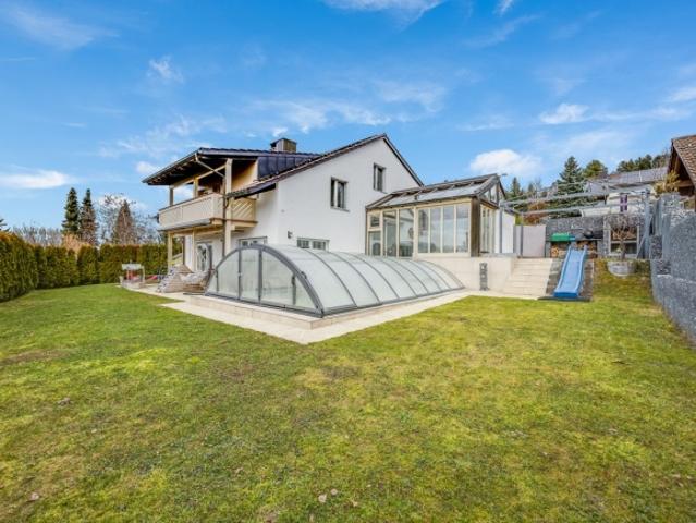 RARITÄT IN BESTLAGE MIT POOL, WINTERGARTEN UND GRILL LOUNGE FRISCH RENOVIERT