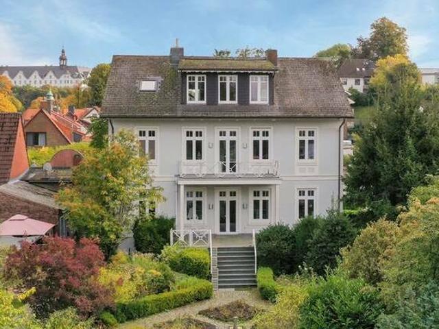 Rarität Stadtpalais direkt am Plöner See