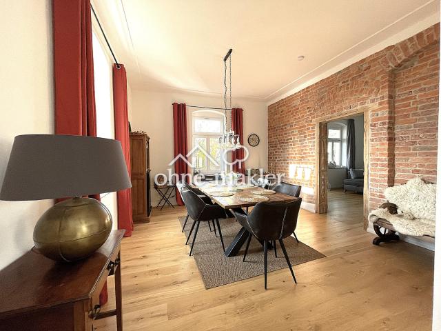 Rarität von PRIVAT! Stilvolle 4 Zimmer Whg. in denkmalgeschützter Villa am Elbhang in Loschwitz