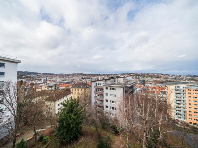 Rarität 3 Zi WHG zwischen Heusteig und Bohnenviertel mit Balkon und grandiosem Blick auf die Stadt!
