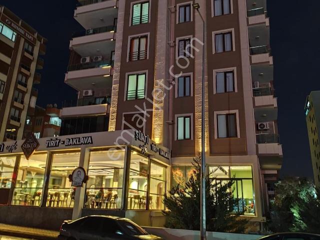 Rastgeldi Gayrimenkul'den Satılık Site İçerisinde 4+1 Daire