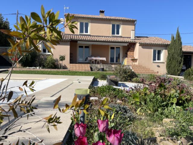 RASTEAU / MAISON 5 PIECES / TERRAIN 2.186M2 / PISCINE / VUE